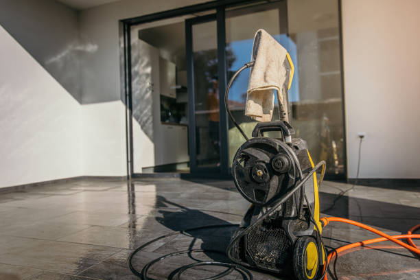 Best Sidewalk and Walkway Cleaning  in White Hall, IL